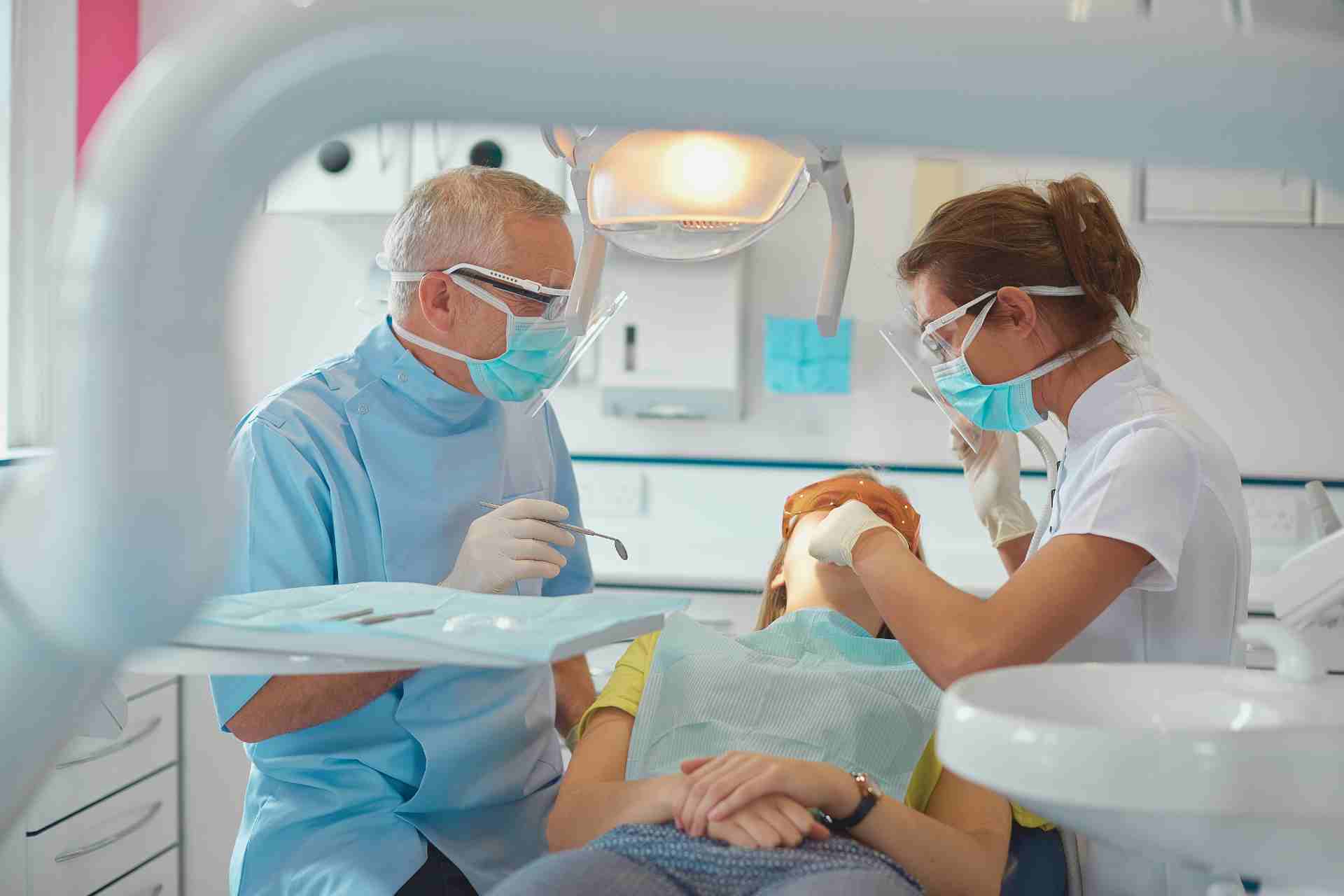 Dentist in Rialto, CA